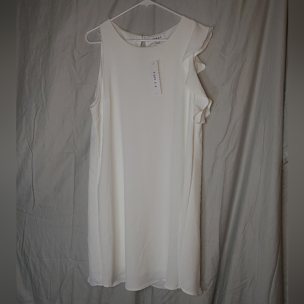 NWT Gilli white dress with ruffle shoulder